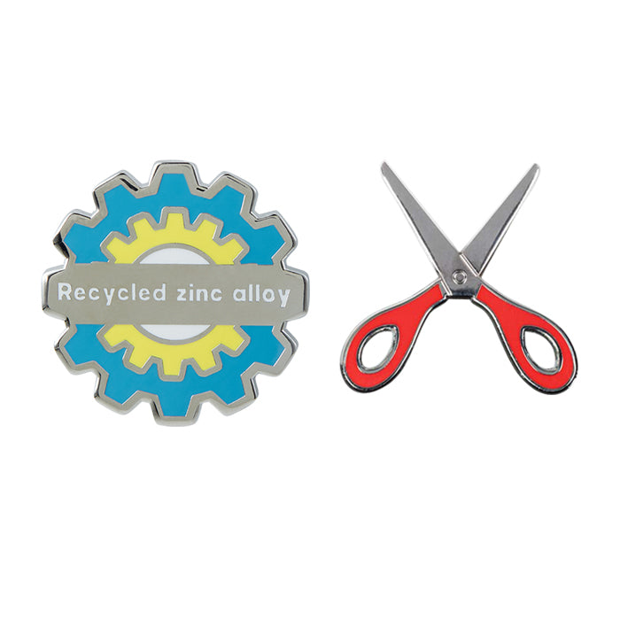 Pin's zinc recyclé — émail imitation