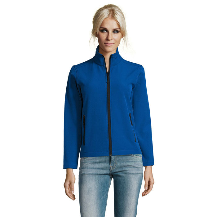 RACE WOMEN — Royal